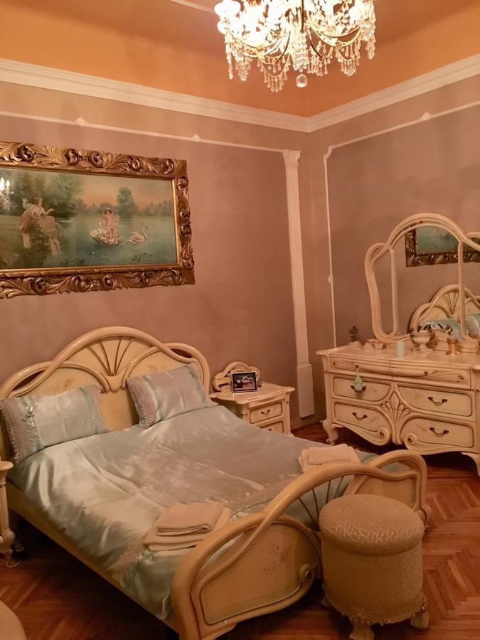 Ádám Apartmanház Szeged Exterior foto